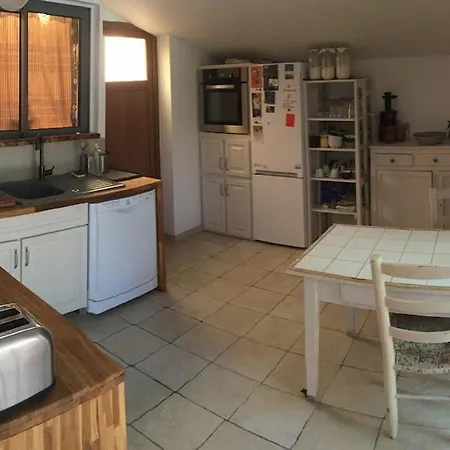 Maison Jardin Piscine 3 Chambres 4 Lits Doubles A 15 Minutes De La Plage Holiday home Perpignan
