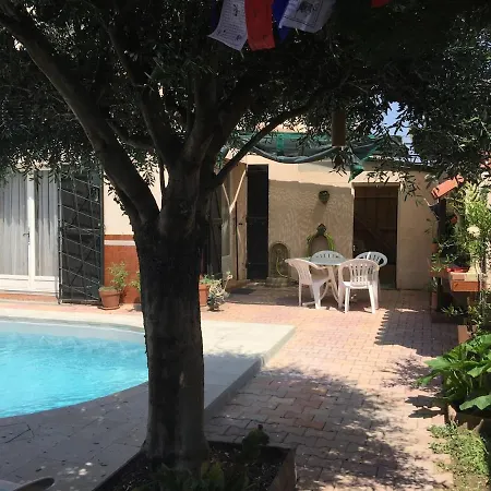 Maison Jardin Piscine 3 Chambres 4 Lits Doubles A 15 Minutes De La Plage